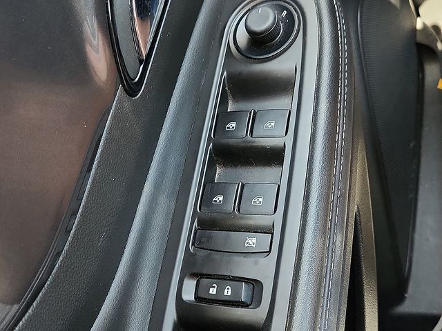 vehicle-img