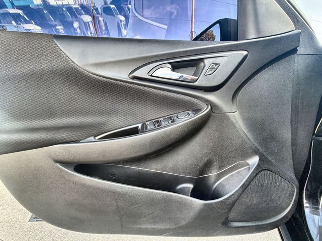vehicle-img