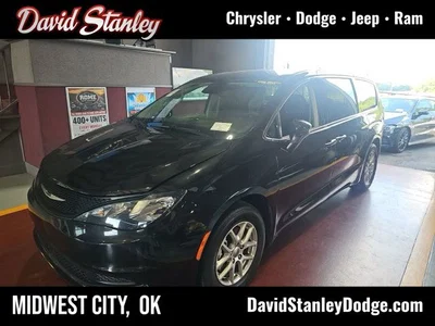 used 2023 CHRYSLER