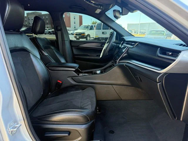 vehicle-img