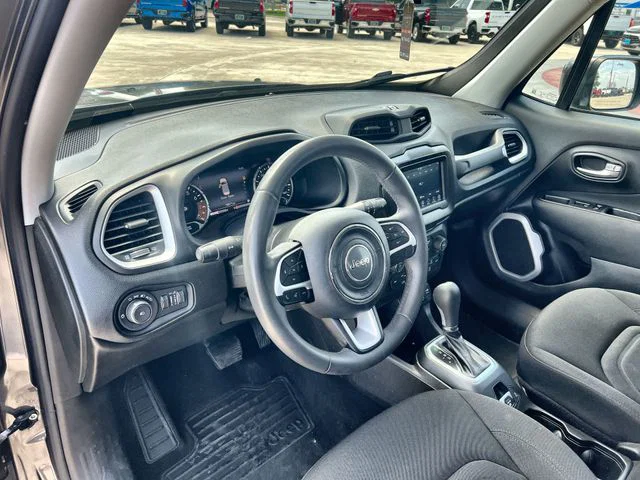 vehicle-img