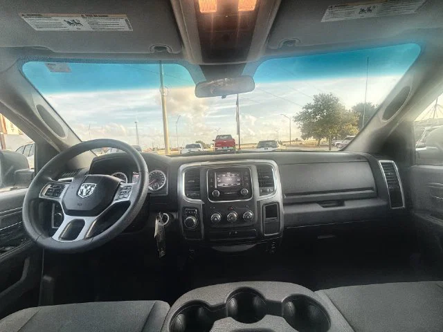 vehicle-img