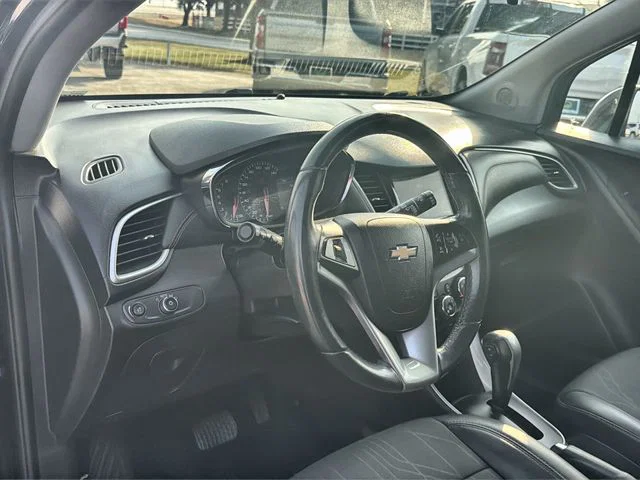 vehicle-img