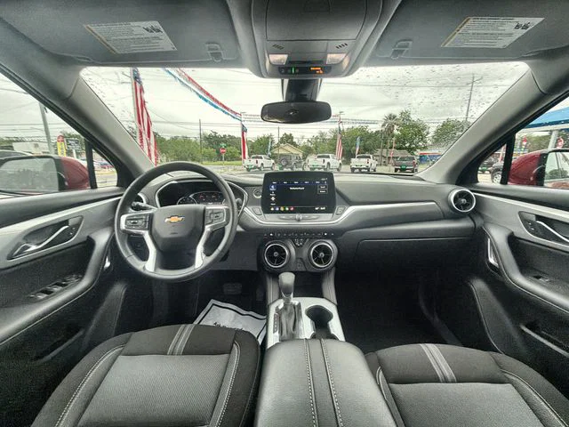 vehicle-img