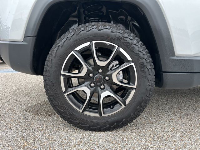 vehicle-img