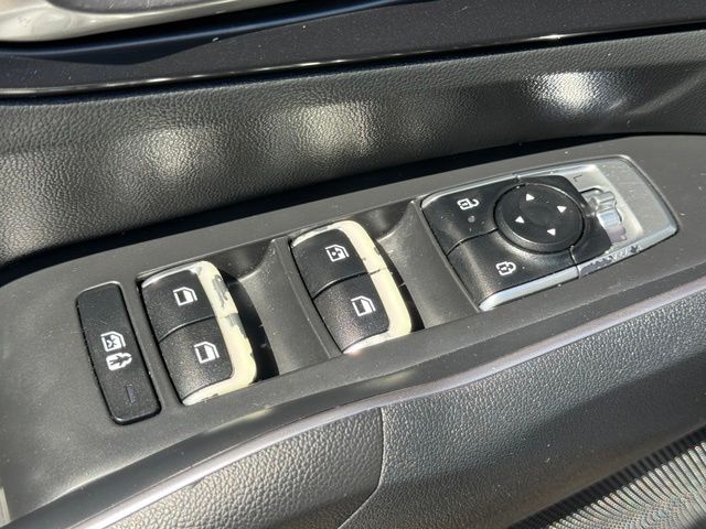 vehicle-img