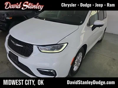 used 2023 CHRYSLER