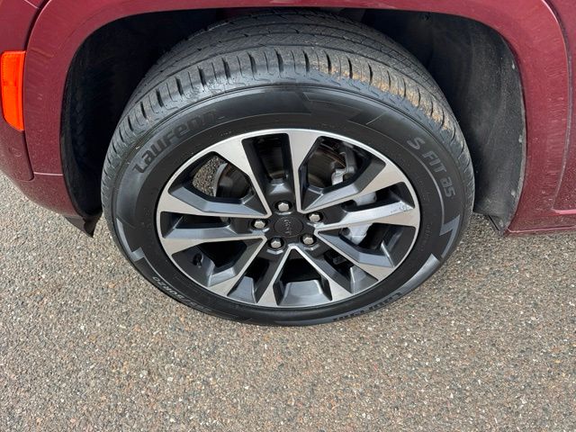 vehicle-img