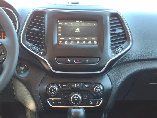 vehicle-img