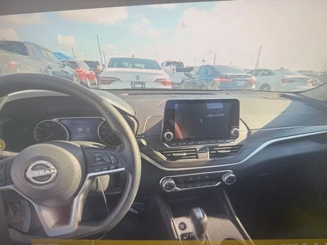 vehicle-img