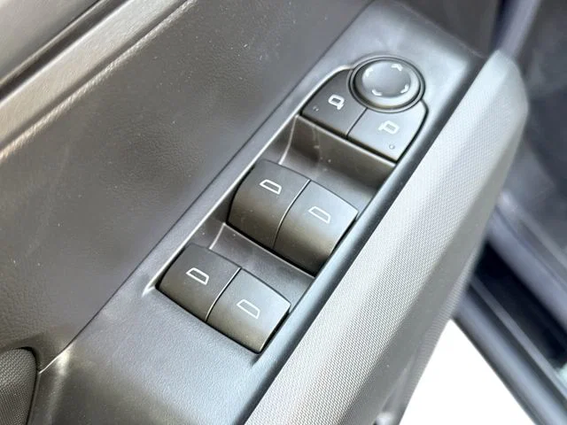 vehicle-img
