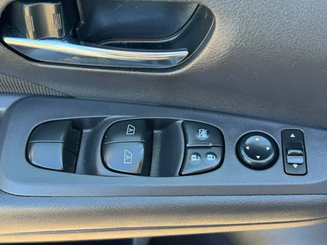vehicle-img