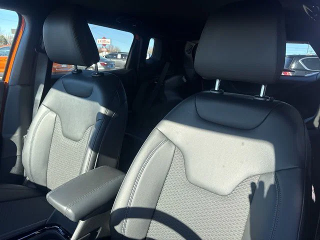 vehicle-img