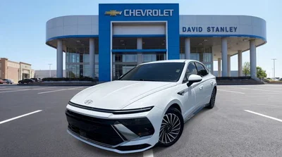 used 2025 HYUNDAI