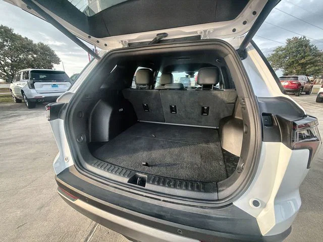 vehicle-img