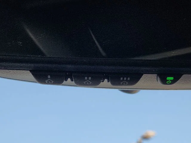 vehicle-img