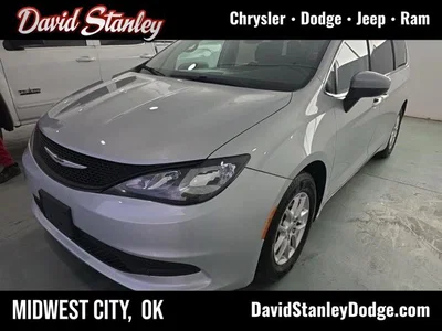 used 2023 CHRYSLER
