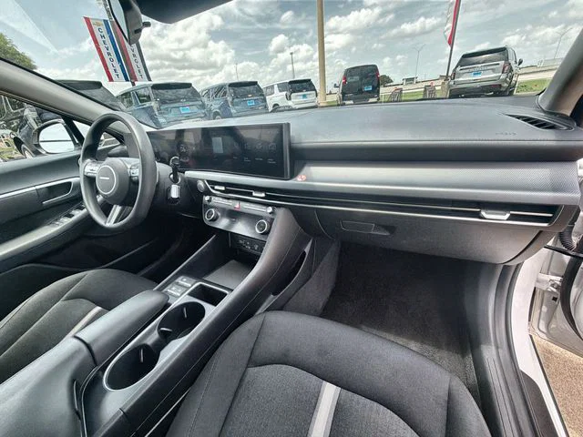 vehicle-img