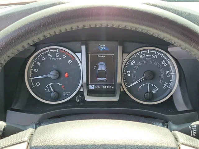 vehicle-img