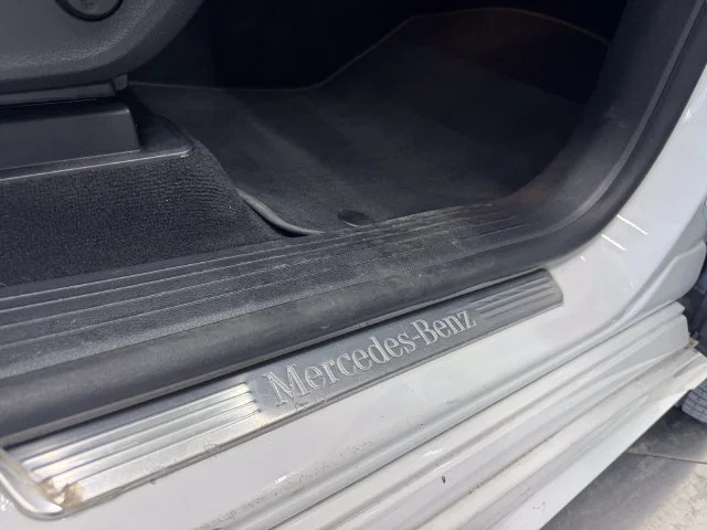 vehicle-img