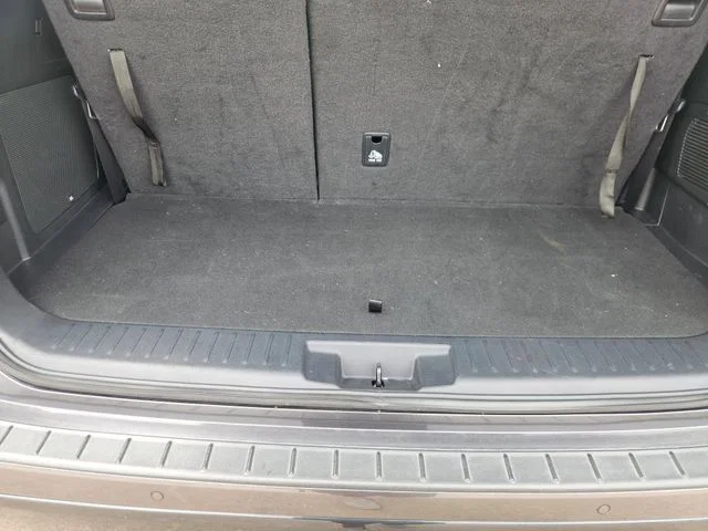 vehicle-img