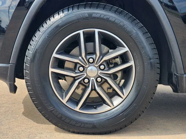 vehicle-img