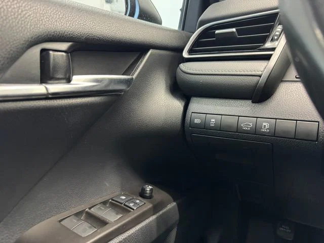 vehicle-img
