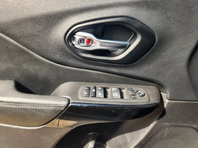 vehicle-img