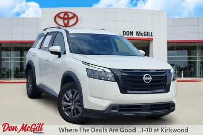used 2025 NISSAN