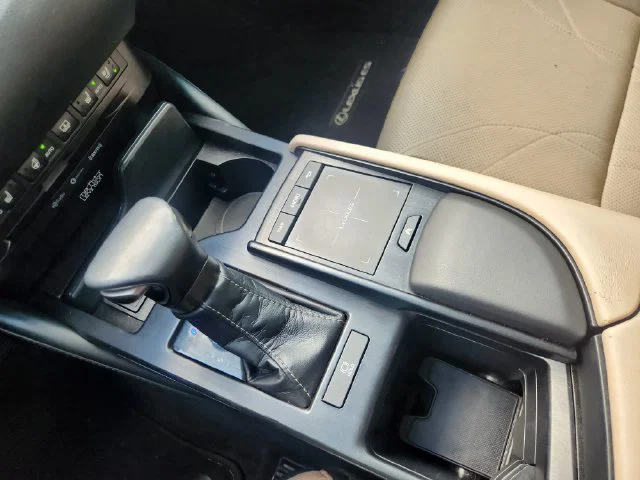 vehicle-img