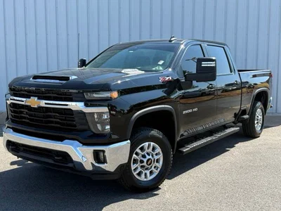 used 2025 CHEVROLET