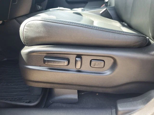 vehicle-img