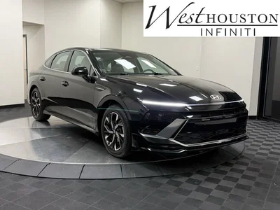 used 2025 HYUNDAI