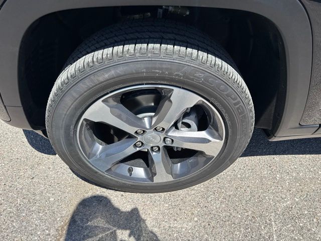 vehicle-img