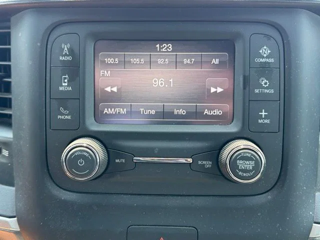 vehicle-img
