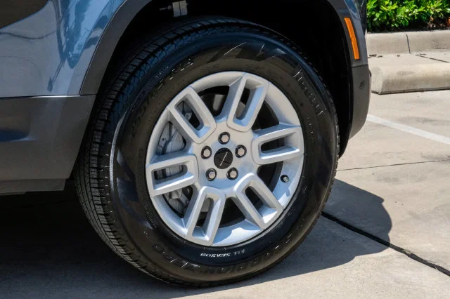 vehicle-img