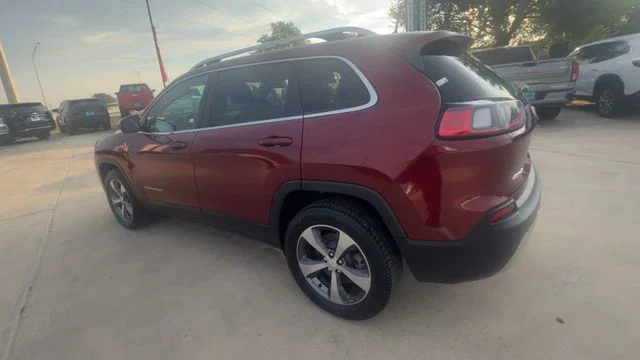 vehicle-img