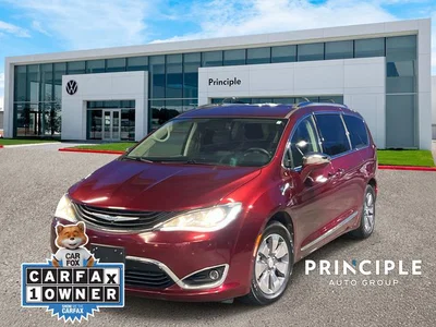 used 2018 CHRYSLER