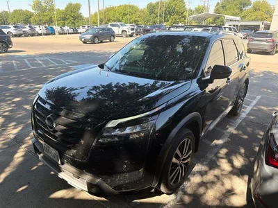 used 2025 NISSAN