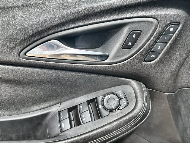 vehicle-img