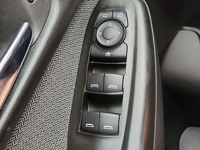 vehicle-img