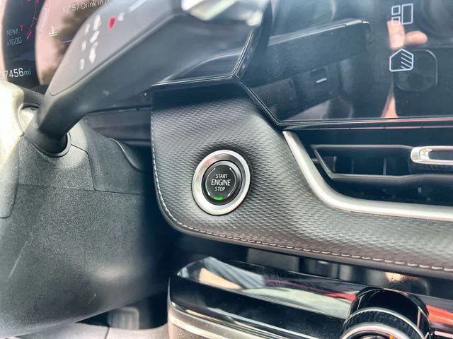 vehicle-img