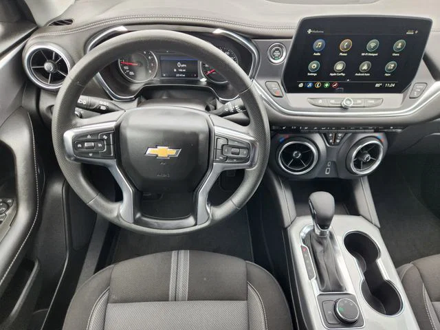 vehicle-img