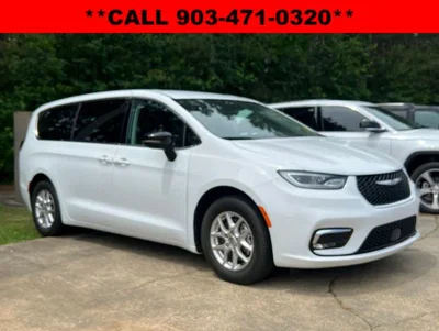used 2024 CHRYSLER