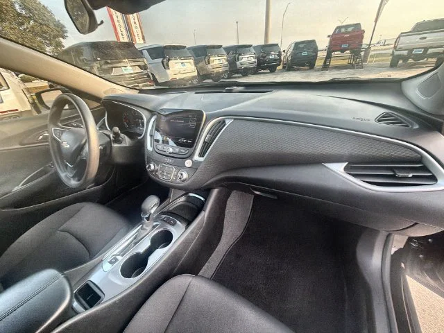 vehicle-img
