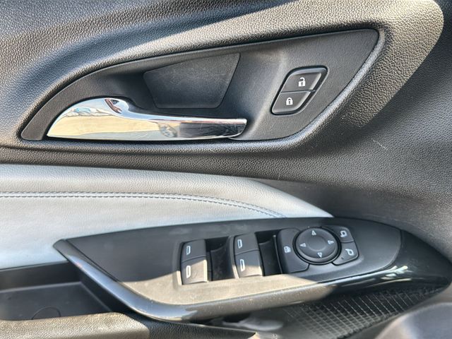vehicle-img