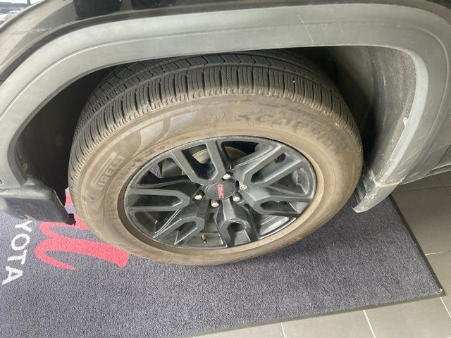 vehicle-img
