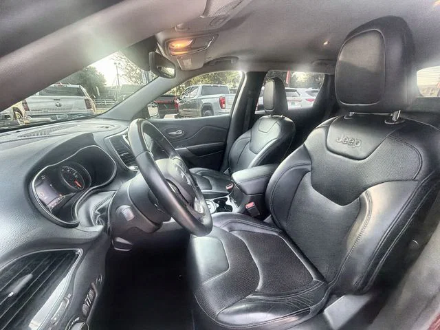 vehicle-img