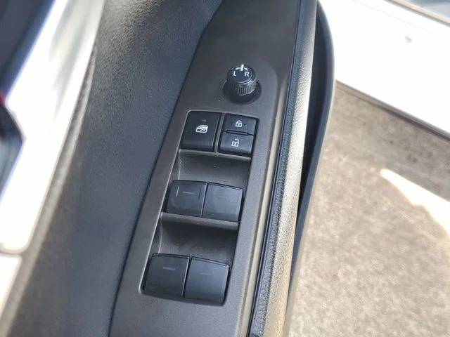 vehicle-img