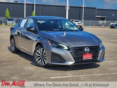 used 2025 NISSAN
